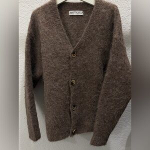 Zara Men's Cozy Brown Cardigan